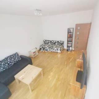 Saska Kępa ul. Wandy 37,5 m2 cegła wysoki parter