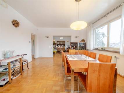 Dom wolnostojący 313m2 z basenem-blisko Krakowa
