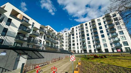 Apartament 56m, ogródek 80m, garaż na 2 auta