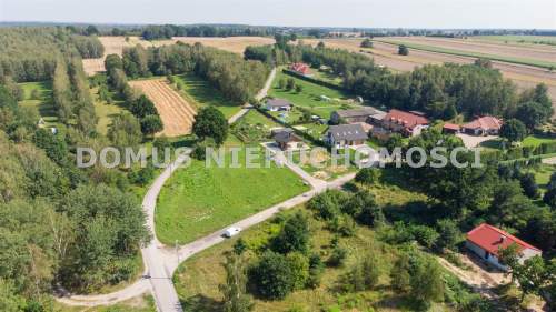 Działka w Jaroszkach