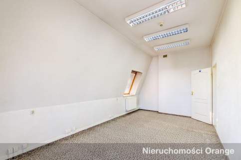 Budynek biurowo-usługowy w centrum miasta