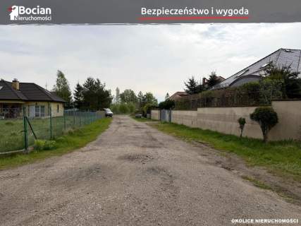 Słoneczna, uzbrojona działka Dobry dojazd
