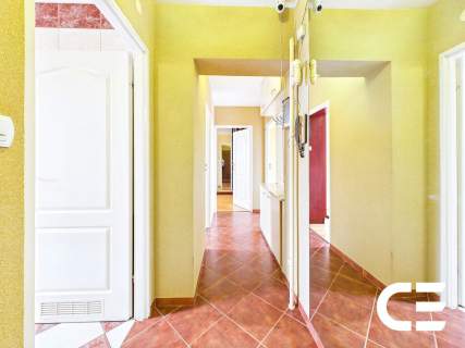 3 pokoje balkon piwnica 64,2 M Wiejska