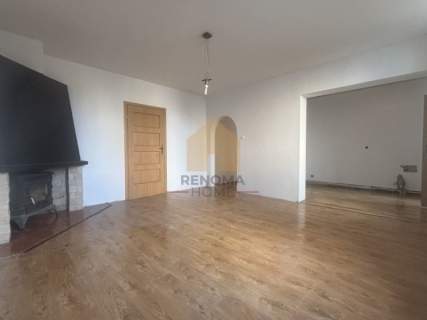 80m2 3 pokoje piwnica