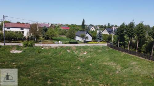 Atrakcyjna działka w Opocznie - blisko centrum i komunikacji...
