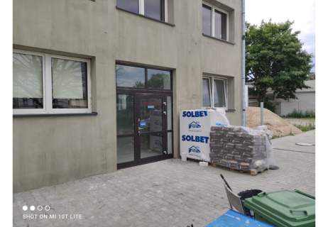 Lokal handlowo-usługowy 54 mkw - wynajmę