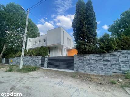Dom 270m2 i Obiekt Usługowo-Medyczny 450m2 ul. Wycieczkowa