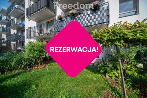 Przytulna i nowoczesna kawalerka z ogródkiem