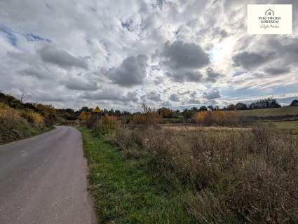 Działka pod zabudowę mieszkalno-usługową