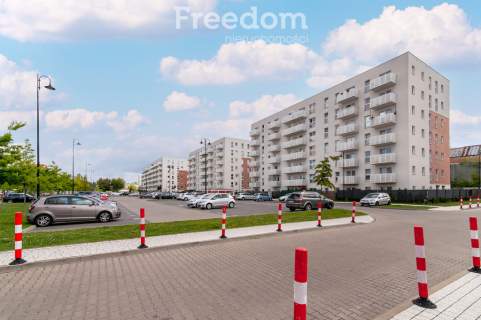 Gotowa do wprowadzenia kawalerka blisko PŁ