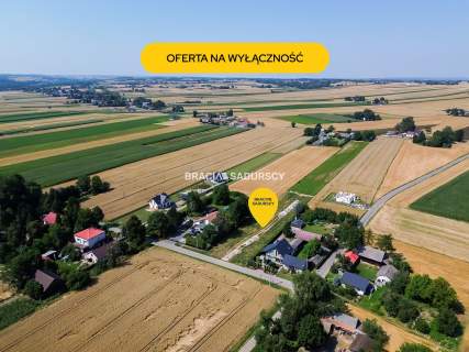 Działka budowlana / MPZP / media / MR2