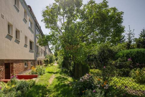 4 pokoje Osobna kuchnia Balkon