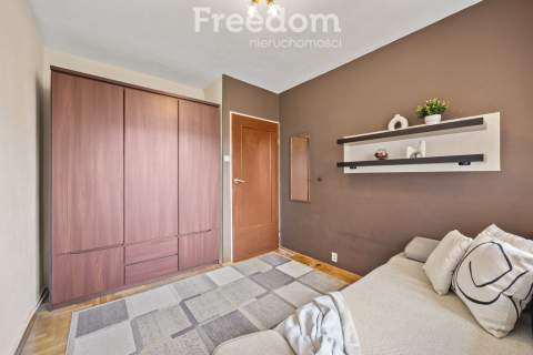 Przestronne 4 pokoje 72 m Balkon Piwnica