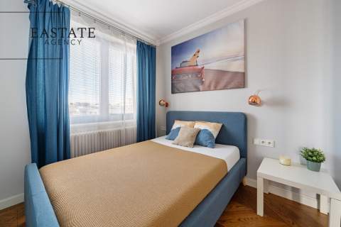 Wysoki standard / Parking / Odolany / Klimatyzacja