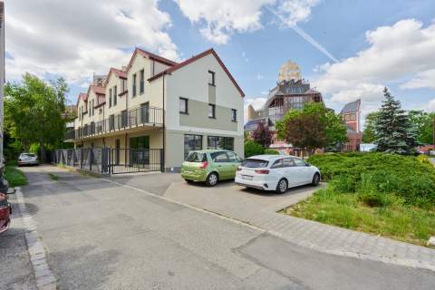 Lokal na wynajem / Nowy Dwór.
