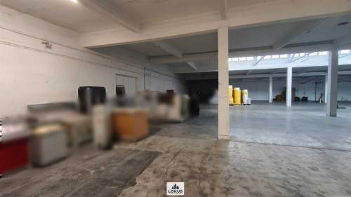 Magazyn 400 m2 z rampą i biurem, plac dla TIR