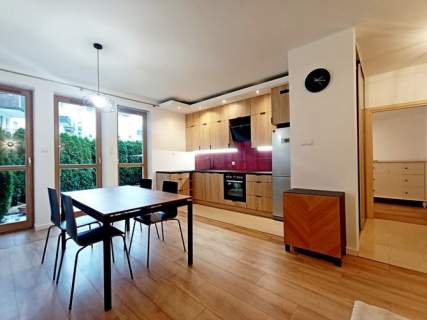 Apartament z ogródkiem i mp w garażu-Ledóchowskiej