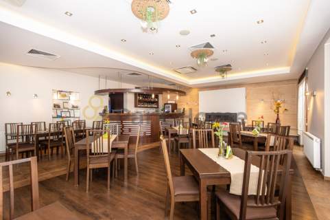 Dobrze prosperująca restauracja