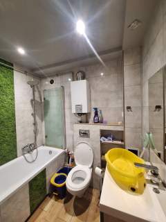 2 POKOJE 46 m BALKON 1 PIĘTRO