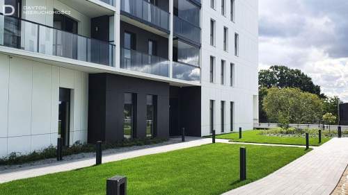 Czteropokojowy Apartament, Nowoczesne Osiedle