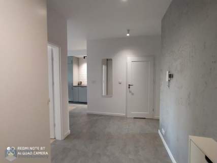 3 pokoje w apartamentowcu z garażem, przy metrze