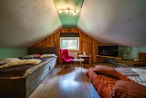 Rekreacja i całoroczny komfort   domek w lesie 
