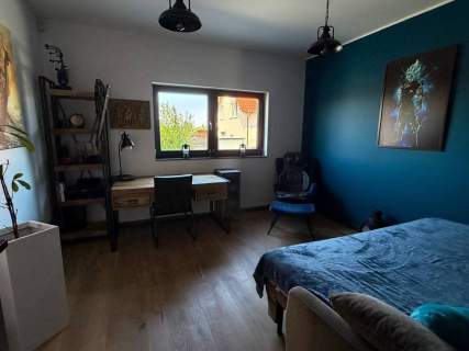 Dom na sprzedaż, 390 m2, Skowarcz