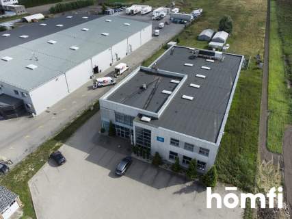 Budynek biurowo magazynowy i domem jednorodzinnym