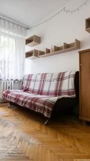 LSM, os. Konopnickiej 2 pok kuchnia, piętro 1/4
