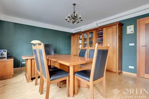 Apartament zaadoptowany na kancelarię w Transatlan