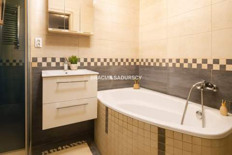 3 pokoje balkon, 56 m idealne na start
