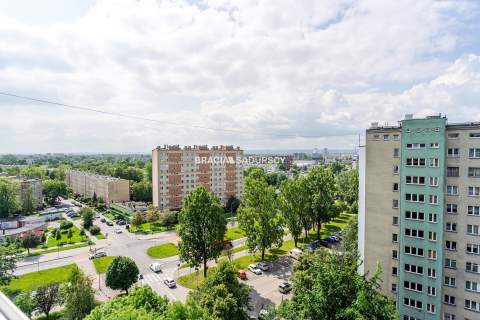 oś. Kościuszkowskie, 2 pokojowe po remoncie.