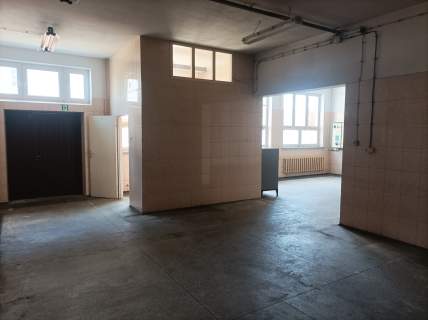 Wynajmę hale magazynowe 270m2