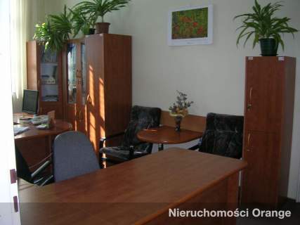 Budynek biurowy w ścisłym centrum miasta
