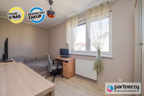 Przestronne Jasne 10m2 piwnica Trójstronne