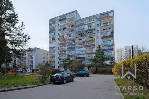 2- pokoje z dużym balkonem. Metro