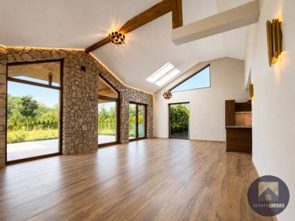 Przestronna Willa 186m2 5 Pokoi Garaż