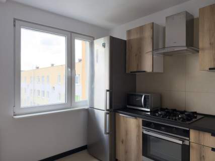 Odświeżone 2 POKOJE NA WYNAJEM 52 M2 JEDNOSTKA E