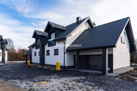 Dom bliźniak z garażem Modlniczka 164m/140m