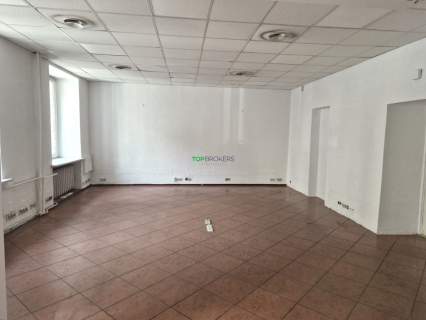 Wygodny lokal przy Placu Politechniki