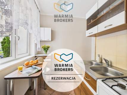 Kawalerka z dużym pokojem i oddzielną kuchnią