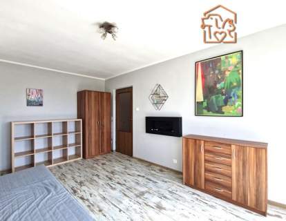 Kawalerka z balkonem, pet friendly, Rojna 52