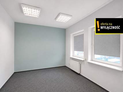 Lokal usługowo-biurowy 18 m   ul. Nowy Świat