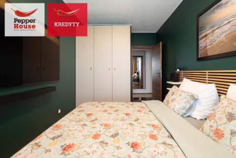 Apartament 90 m , 2 balkony, widok na Zatokę