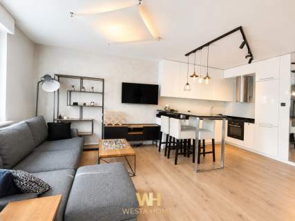Nowoczesny apartament z balkonem, parkingiem