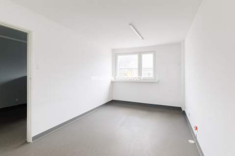 Warsztat o pow. 450 m2 w centrum Proszowic