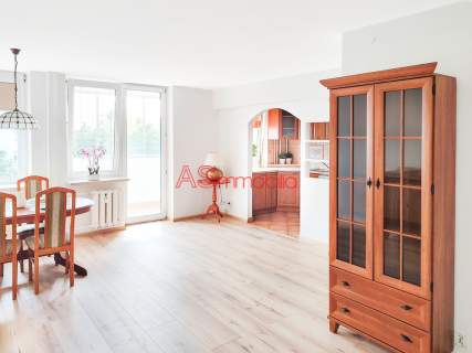 Mieszkanie 45 m2, 1/2 pokoje, loggia, Gocław W-wa