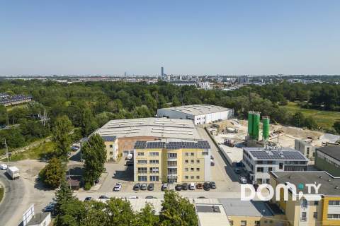 Rozkładowy, duże okna, open space