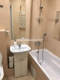 2pok, Armii Krajowej, 57m2, parking w cenie