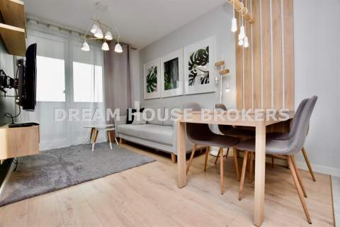 Atrakcyjny apartament na wynajem SkyRes 10 p.